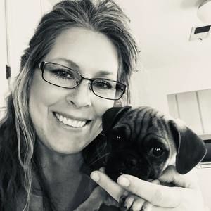 Meet your Posher, Crystal